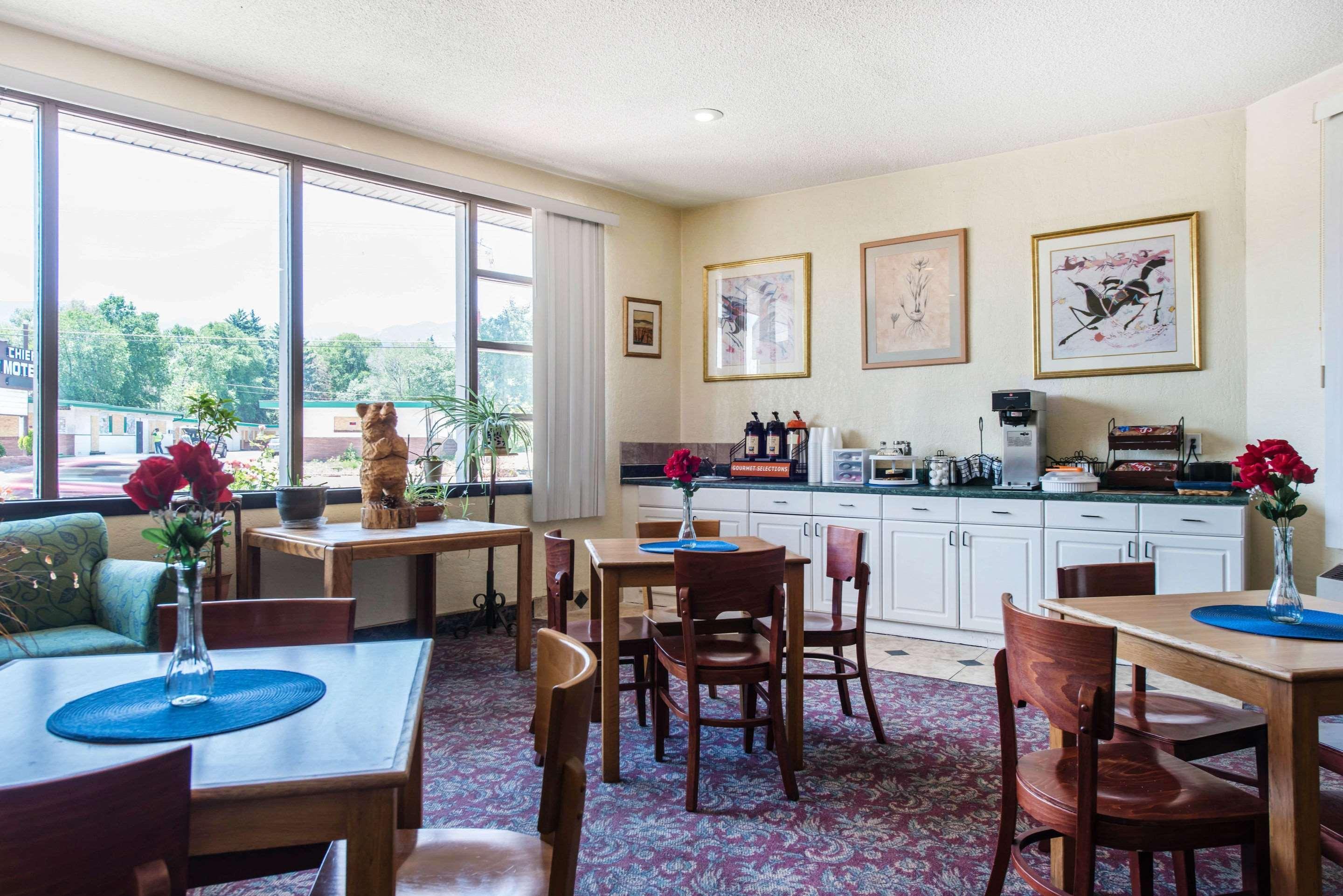 Rodeway Inn & Suites Κολοράντο Σπρινγκς Εξωτερικό φωτογραφία
